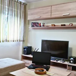 Romina Apartment